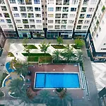 Sky Center Apartment