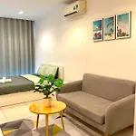 Sky Center Apartment
